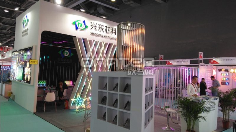 选择庆典策划公司时，首先要考察其资质。一家有良好口碑的公司通常具备以下资质：